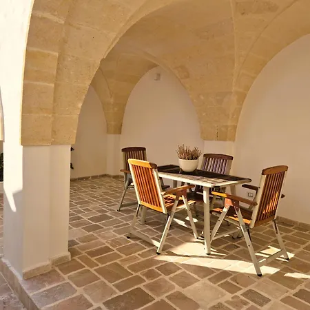 La Casa Accanto Holiday home *